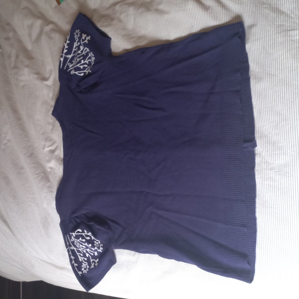 Navy Blue Embroidered Women's Shortsleeve Sweater - Picture 3 of 3